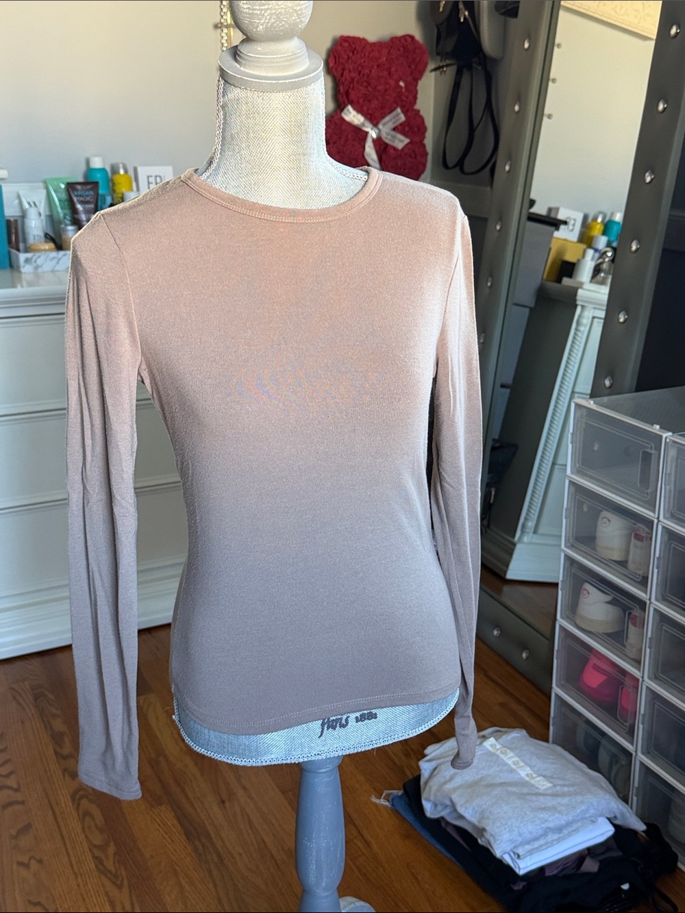 Light Mauve Long-Sleeve Crew Neck Top - Unbranded